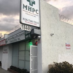 Mission Hills Patient's Collective - Exterior entrance