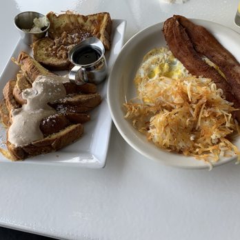 Zisters - Bacon, Eggs, Hashbrowns and French Toast - Breakfast & Brunch Near Me - Elm Grove, Wisconsin Zisters - Bacon, Eggs, Hashbrowns and French Toast - Breakfast & Brunch Near Me - Elm Grove, Wisconsin