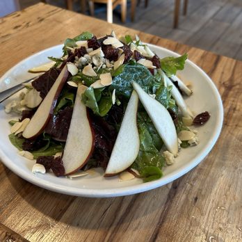 Baretto Bistro - Salad - Italian Near Me - Austin, Texas