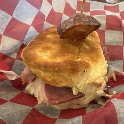 Courthouse Pizza & Market - Country ham & egg was super!