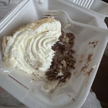 Blue Bonnet Cafe - Desserts Near Me - Marble Falls, Texas