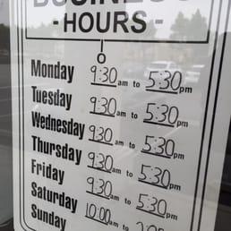 I arrive 10 minutes early and they're closed even though I love this place I can't believe they're closed