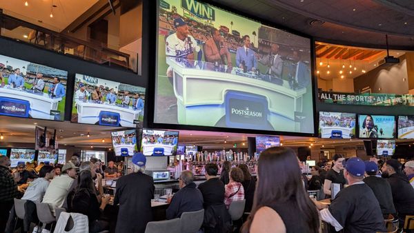 Tom's Watch Bar - Los Angeles by null