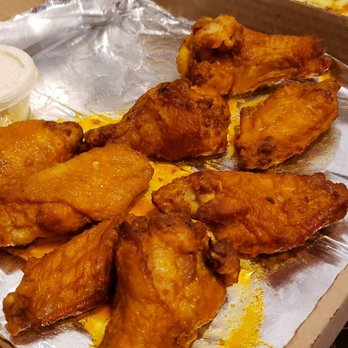 Moose's Tooth - If the chicken wings were the exact level of spiciness we were looking for. - Pizza Near Me - Anchorage, Alaska Moose's Tooth - If the chicken wings were the exact level of spiciness we were looking for. - Pizza Near Me - Anchorage, Alaska
