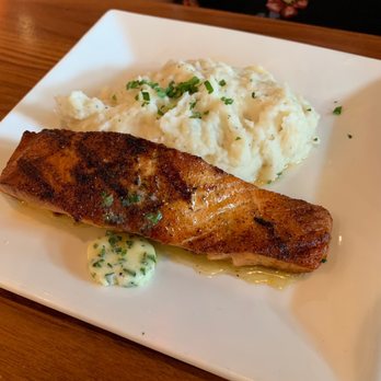 Sedona Taphouse - Norwegian salmon (half priced monday version) - New American Near Me - Nashville, Tennessee