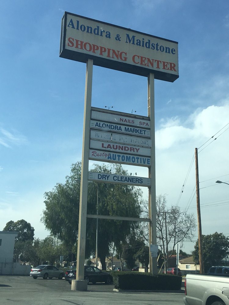 Alondra & Maidstone Shopping Center Logo