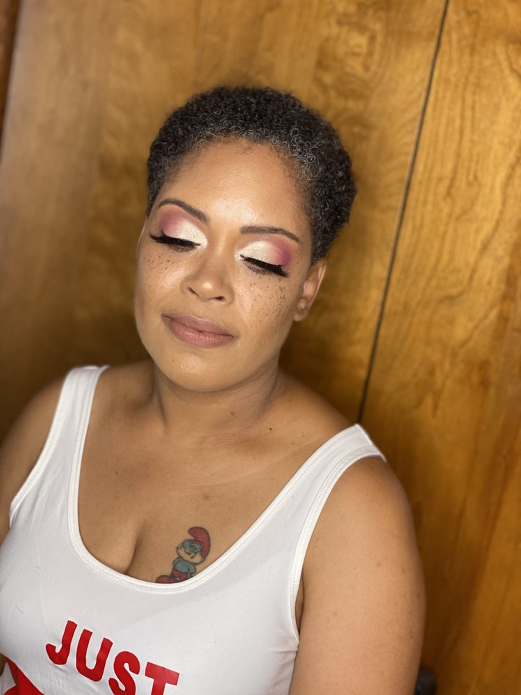 KAY’S BEAUTY JOURNEY 22 Photos Des Moines, Iowa Makeup Artists