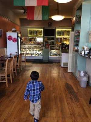 Aldo's Italian Bakery by null