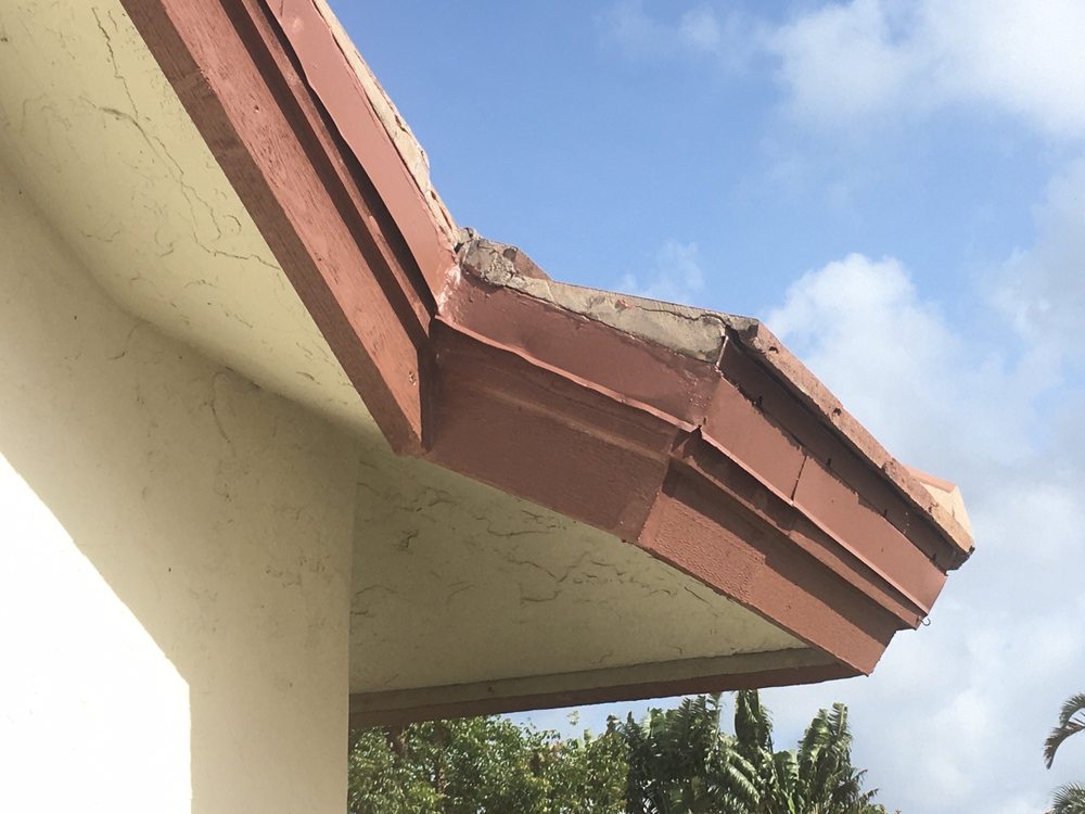 Slide of Sapienza Roofing