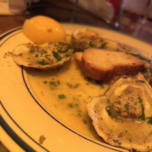 Dorlan’s Tavern & Oyster Bar on Yelp