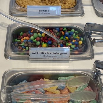 Pinkberry - Ice Cream & Frozen Yogurt Near Me - Cranston, Rhode Island