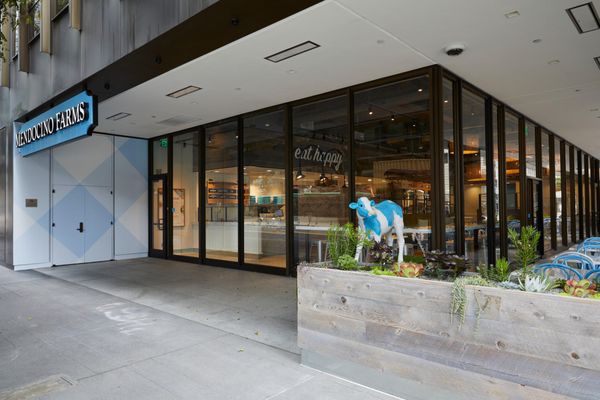 Mendocino Farms by null