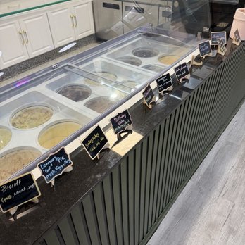 Dumont Creamery & Cafe - Flavor signs - Ice Cream & Frozen Yogurt Near Me - San Jose, California Dumont Creamery & Cafe - Flavor signs - Ice Cream & Frozen Yogurt Near Me - San Jose, California