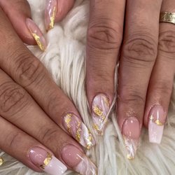 Di Milano Nail Salon