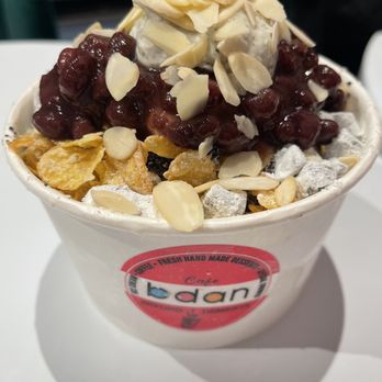 Cafe Bdan - black sesame bingsoo in cup size - Desserts Near Me - Centreville, Virginia Cafe Bdan - black sesame bingsoo in cup size - Desserts Near Me - Centreville, Virginia