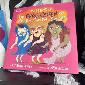 Underdog Bookstore - Bookstores Near Me - Monrovia, California