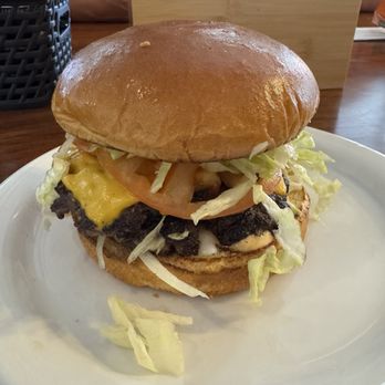 Waimea Butcher Shop - The best cheeseburger on the Big Island - Butcher Near Me - Waimea, Hawaii