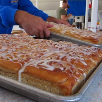 Trilogy Excursions - cinnamon rolls for breakfast - warm and freshly drizzled! - Snorkeling Near Me - Lahaina, Hawaii