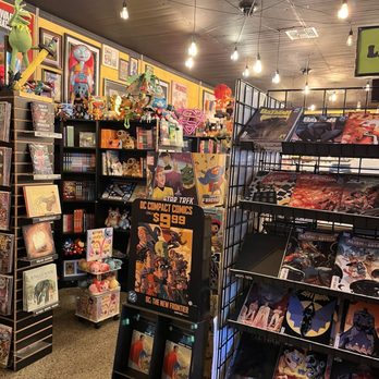 Blackbird Comics & Coffeehouse - Comic Books Near Me - Maitland, Florida