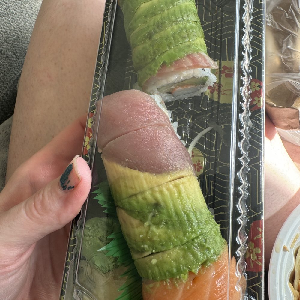 See how the tuna isn't as red and has brown from being cooked? See how the tuna isn't as red and has brown from being cooked?