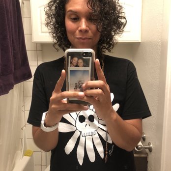 Ilda Flores Hair - Curls looking extra bouncy after a fresh cut with Ilda! - Blow Dry/Out Services Near Me - Glendale, California Ilda Flores Hair - Curls looking extra bouncy after a fresh cut with Ilda! - Blow Dry/Out Services Near Me - Glendale, California