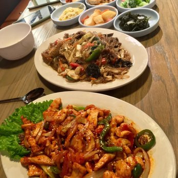 Ahjoomah's Apron - Chicken bulgogi, japchae, & Korean side dishes - Korean Near Me - Chicago, Illinois Ahjoomah's Apron - Chicken bulgogi, japchae, & Korean side dishes - Korean Near Me - Chicago, Illinois