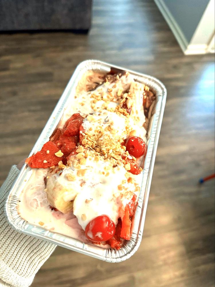 Custard's Last Stand Logo