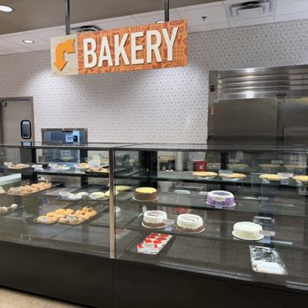 Zippy's - S. Eastern - Bakery area - Diners Near Me - Las Vegas, Nevada