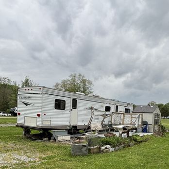 Thousand Trails Gettysburg Farm - Another angle the of full timer rig that they deem worthy and good. - Campgrounds Near Me - Dover, Pennsylvania Thousand Trails Gettysburg Farm - Another angle the of full timer rig that they deem worthy and good. - Campgrounds Near Me - Dover, Pennsylvania