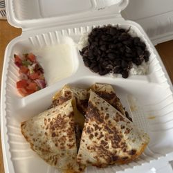 Pollo Amigo - Beef quesadilla