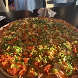 Butter Chicken Pizza Butter Chicken Pizza