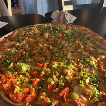 NYC Pizzeria - Butter Famous Chicken Pizza (Large) - Pizza Near Me - Portland, Oregon NYC Pizzeria - Butter Famous Chicken Pizza (Large) - Pizza Near Me - Portland, Oregon