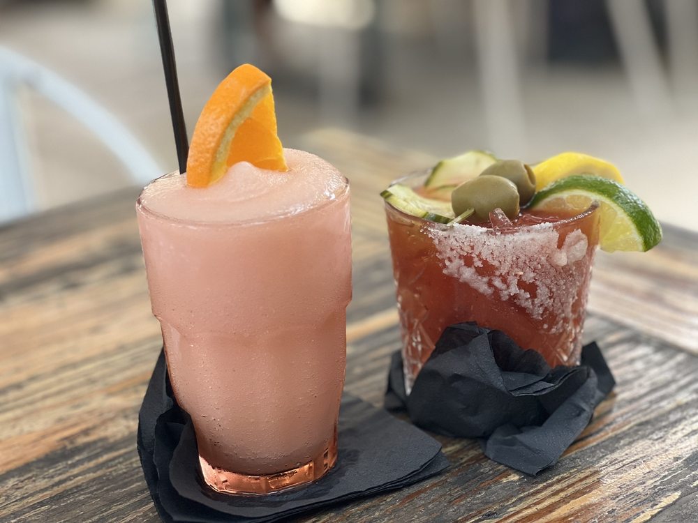 Bar Peached