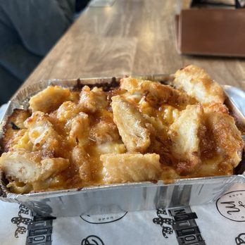 Morris & Mae - Honey chicken Mac - Coffee & Tea Near Me - Golden, Colorado