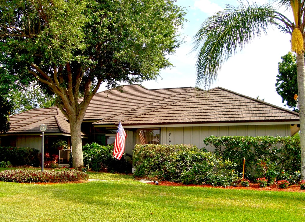 Slide of Regency Roofing Shakemasters
