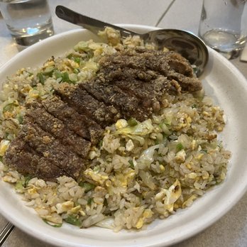 Wenwen - Lily Flemming fried rice w pork chop - Taiwanese Near Me - Brooklyn, New York Wenwen - Lily Flemming fried rice w pork chop - Taiwanese Near Me - Brooklyn, New York