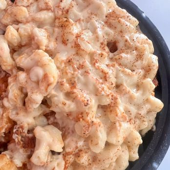 Flame-N-Chickz - Loaded Mac-N-Chickz - Salad Near Me - Roseville, California Flame-N-Chickz - Loaded Mac-N-Chickz - Salad Near Me - Roseville, California