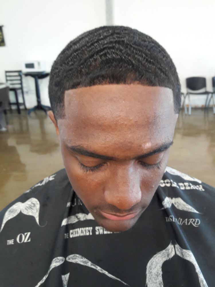 Haircuts by Flash Logo