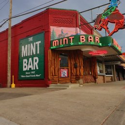 Great stop, historic western bar. No food Great stop, historic western bar. No food