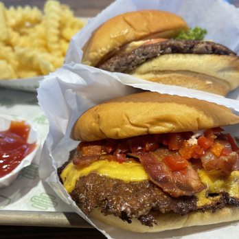 Shake Shack Seaport - Burgers Near Me - Boston, Massachusetts