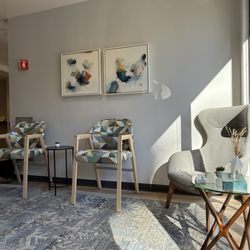 One Medical Primary Care Clinic - San Rafael - Waiting room at One Medical Northgate