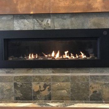 Le Westin Tremblant - fireplace in lobby - Hotels Near Me - Mont-Tremblant, Quebec Le Westin Tremblant - fireplace in lobby - Hotels Near Me - Mont-Tremblant, Quebec