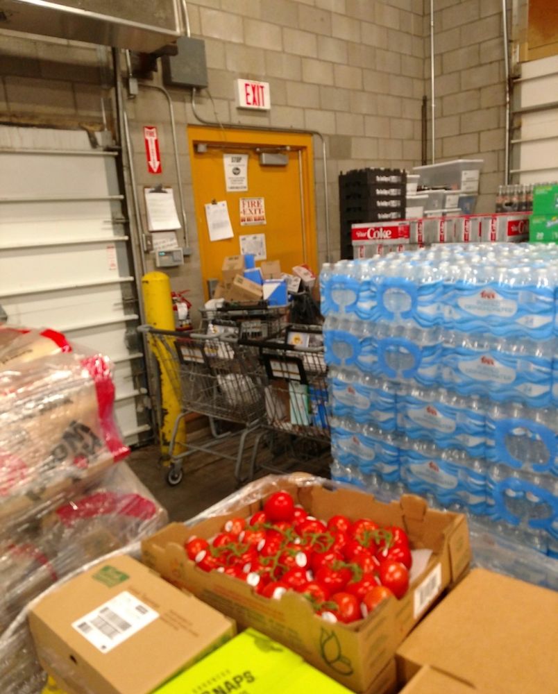 AMAZON FULFILLMENT CENTER UCA5 3334 N San Fernando Rd, Los Angeles