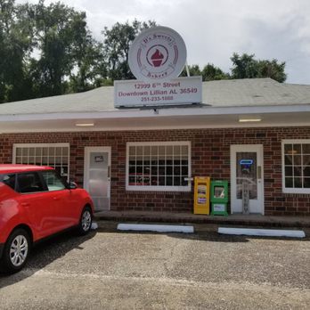 Ds Sweets Bakery - Outside - Bakeries Near Me - Lillian, Alabama Ds Sweets Bakery - Outside - Bakeries Near Me - Lillian, Alabama