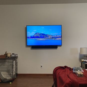 Patrick Coughlin Audio - Wall mounted 58" tv with sound bar. Hidden wires and hdmi access in wall. - Home Theatre Installation Near Me Patrick Coughlin Audio - Wall mounted 58" tv with sound bar. Hidden wires and hdmi access in wall. - Home Theatre Installation Near Me