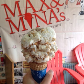 Max & Mina's - SINGLE SCOOP WAS HUGEEE ($3.75) also had cute chairs you can sit in - Ice Cream & Frozen Yogurt Near Me - Flushing, New York