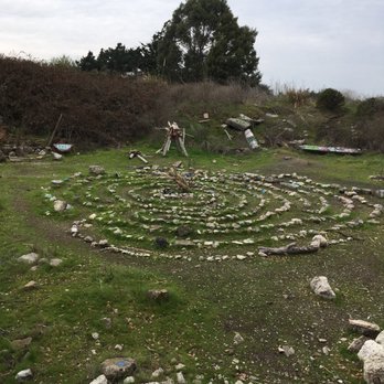 Albany Bulb - Labyrinth - Landmarks & Historical Buildings Near Me - Albany, California Albany Bulb - Labyrinth - Landmarks & Historical Buildings Near Me - Albany, California
