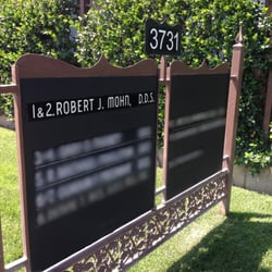 Robert J. Mohn, DDS - Robert J. Mohn DDS - Sign on Tibbetts St.