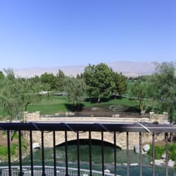 Bellatrix Restaurant - Patio view