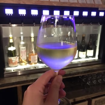 Vagabond Wines - Wine Bars Near Me - London, XGL Vagabond Wines - Wine Bars Near Me - London, XGL